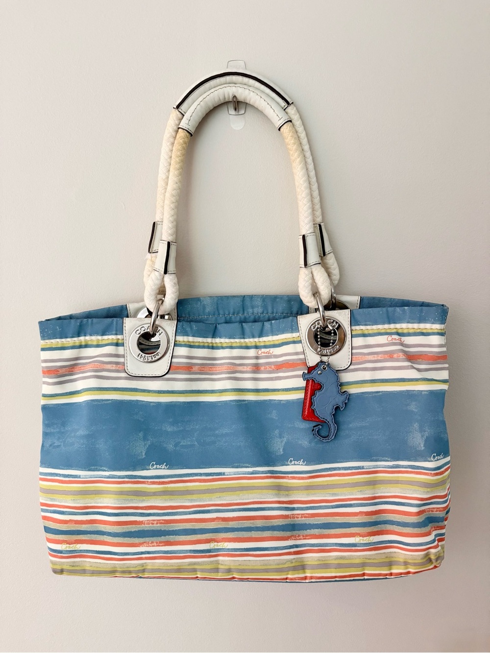 Coach Nautical Stripe East West Beach Tote with Rare Seahorse Hang Tag - Picture 3 of 10